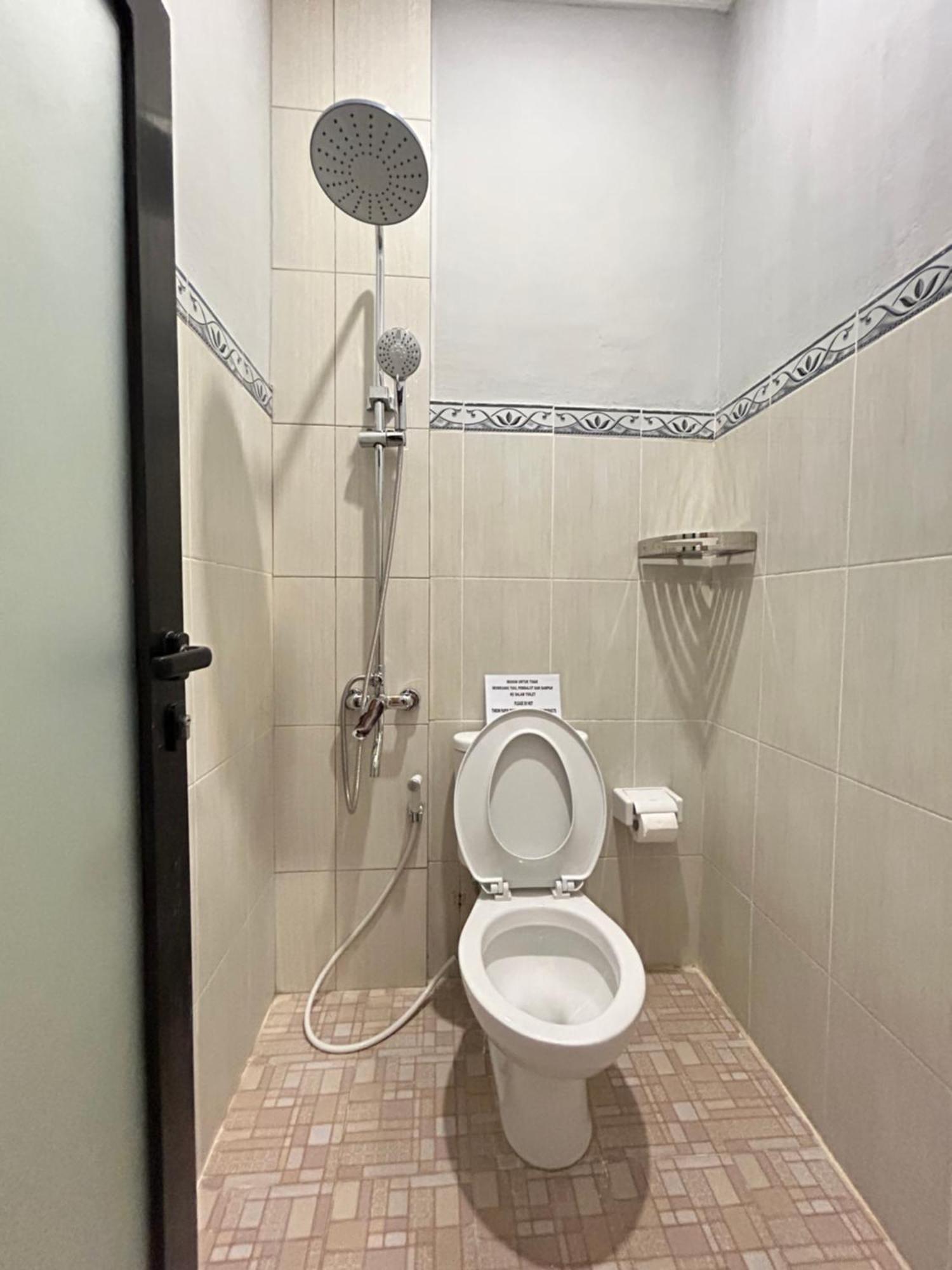 סמיניאק Pondok Puspa Sumekar מראה חיצוני תמונה